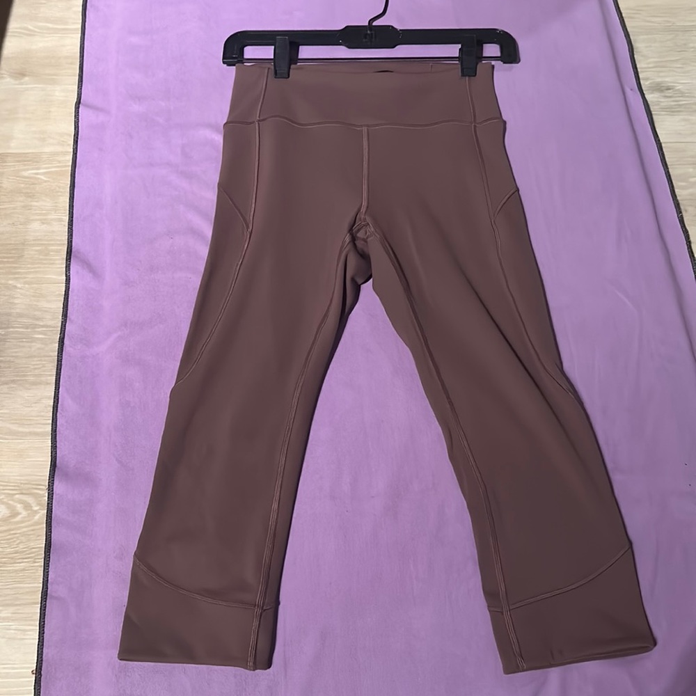 Lululemon tights size 6